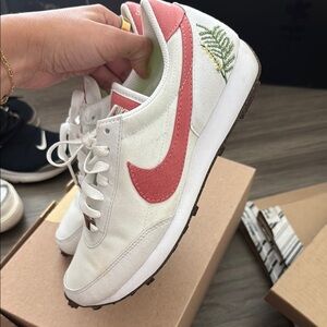 Nike White and Pink Retro Sneakers